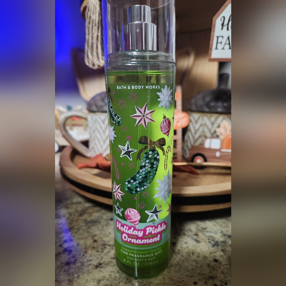 NWT Bath and Body Works "Holiday Pickle Ornament" Full Size FFM